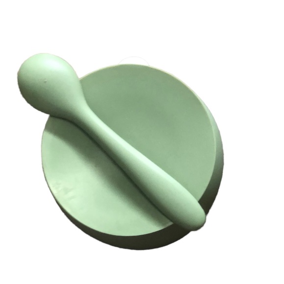 New Silicone Bowl and Spoon set - Picture 3 of 4